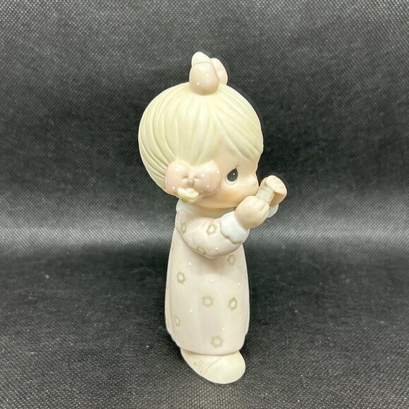Precious Moments "Lord, Give Me a Song" figurine - Picture 2 of 5